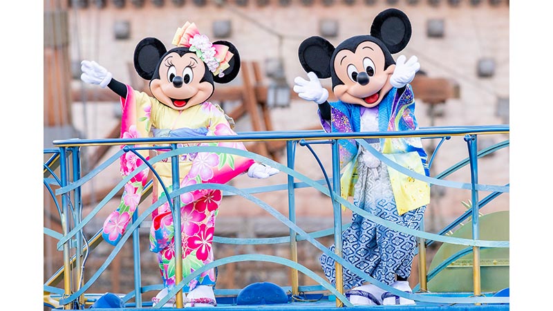 Tokyo Disneyland & Tokyo DisneySea New Year’s Events – Kimono Greetings and Limited Edition Merchandise